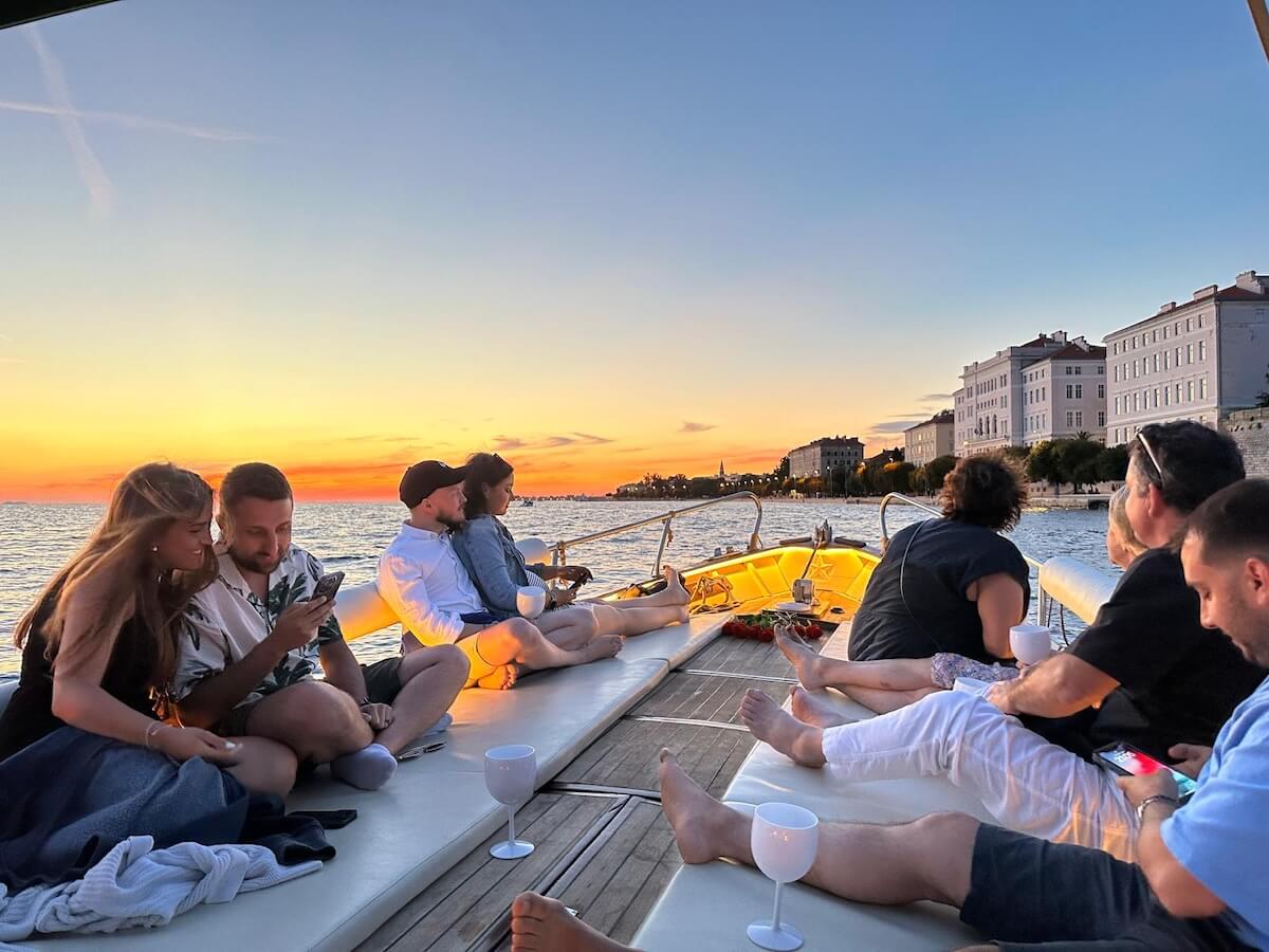 private_sunset_zadar_Boat_tour_molo_book_ticket romantic